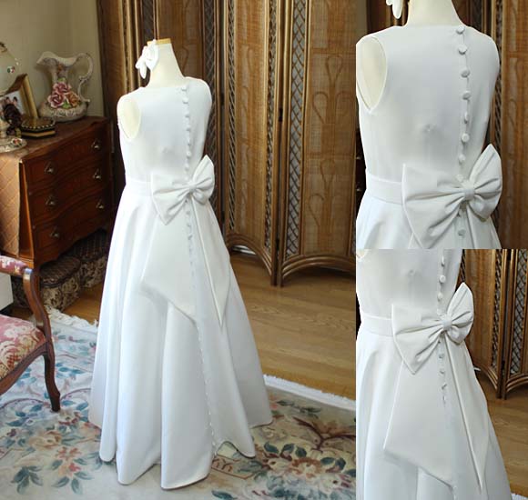 スレンダードレス バックスタイル