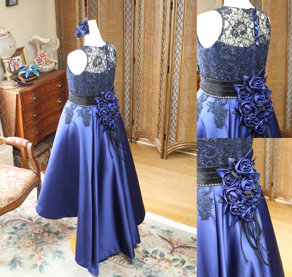 タックベルライン スカート バラのコサージュ