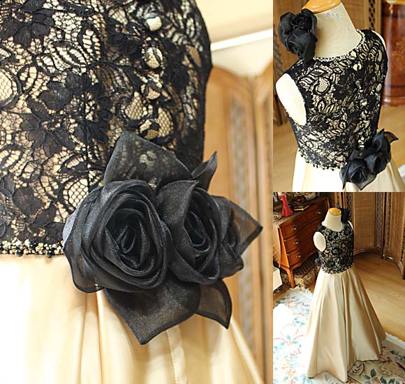 コサージュ 薔薇