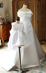 オーダーメイド ウェディングドレス プリンセスライン オフショルダー リボン 札幌